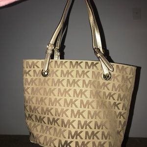 Michael Kors bag